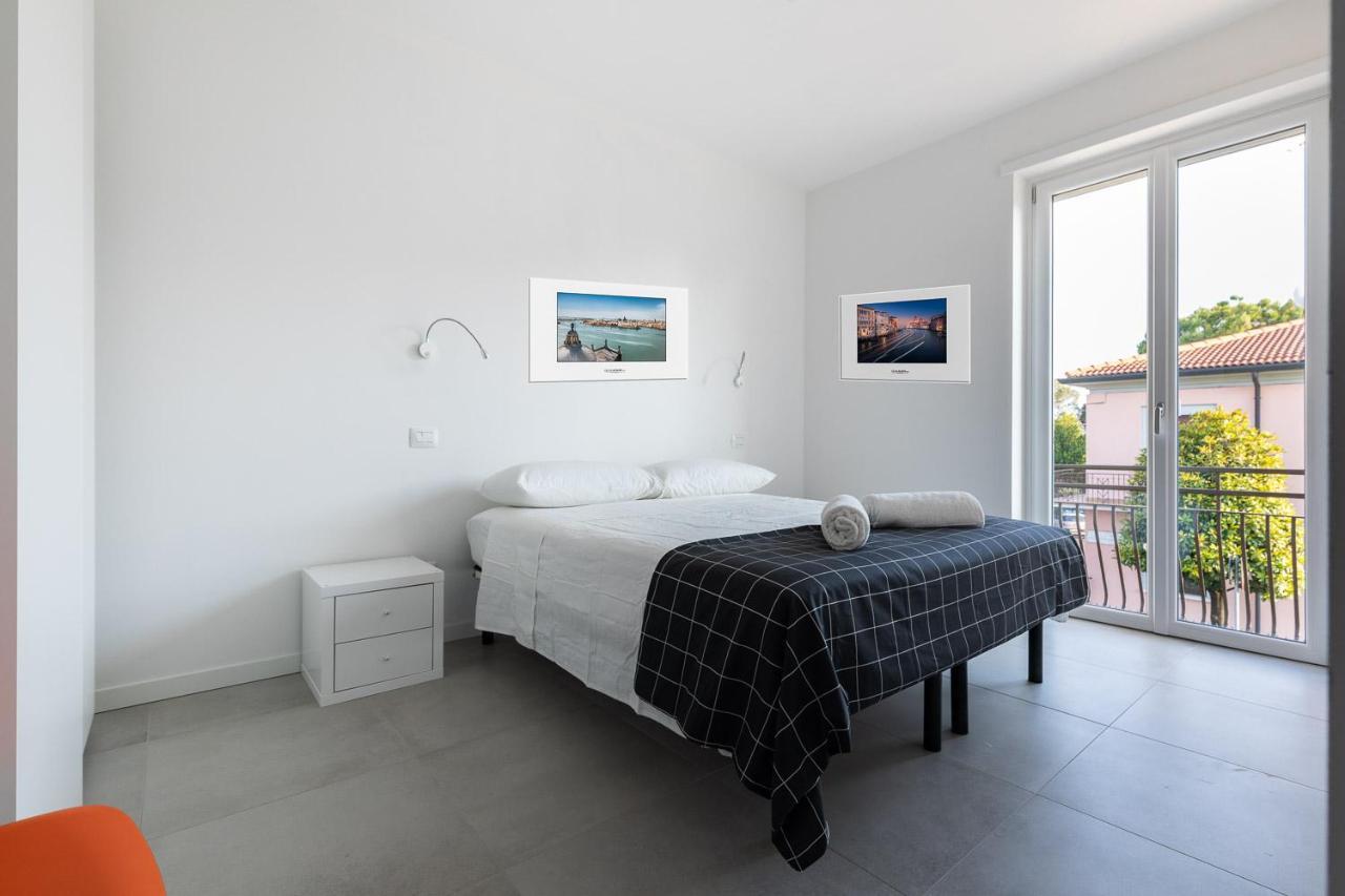 Verona Suites ภายนอก รูปภาพ