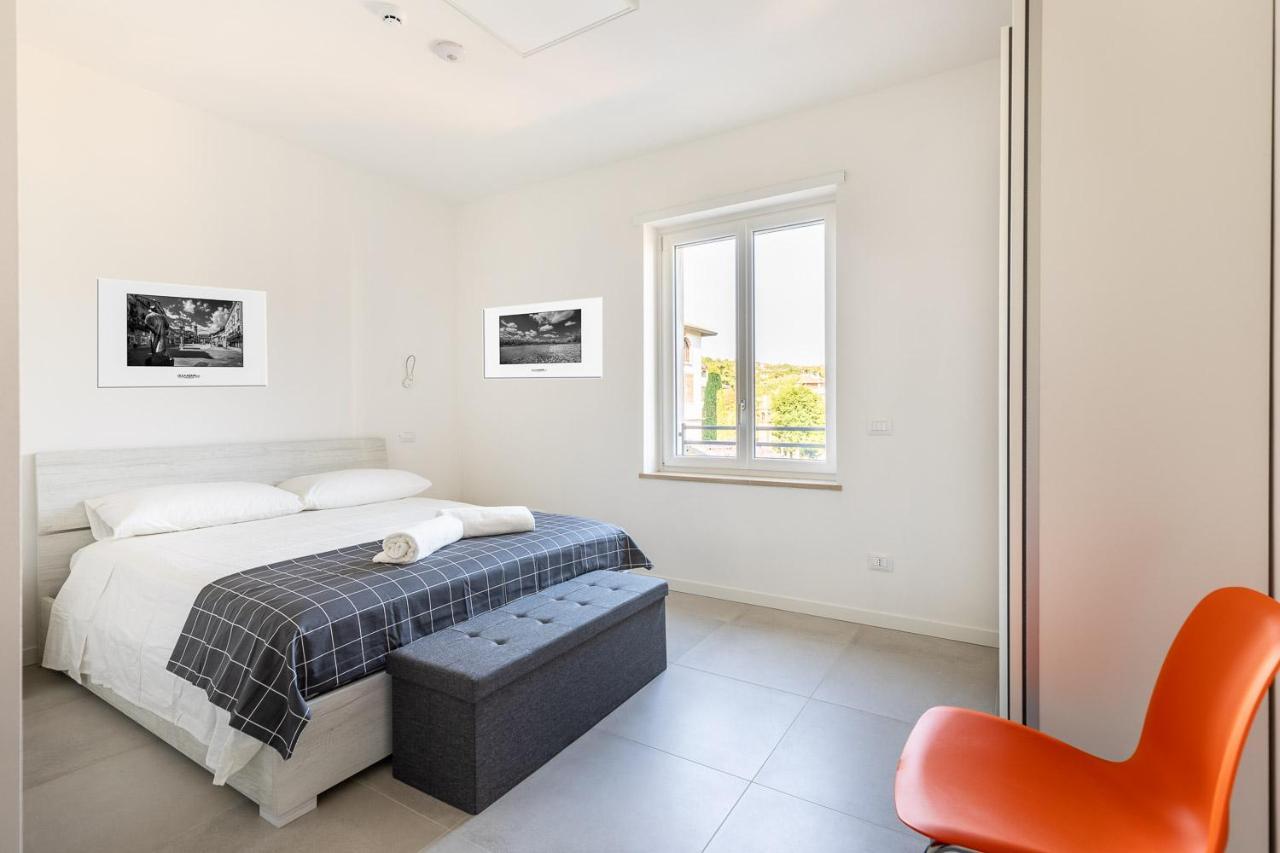 Verona Suites ภายนอก รูปภาพ