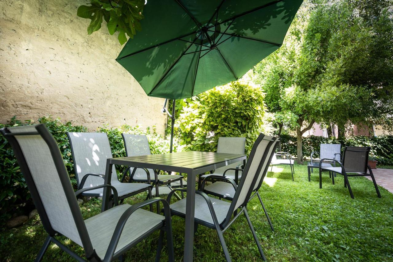 Verona Suites ภายนอก รูปภาพ